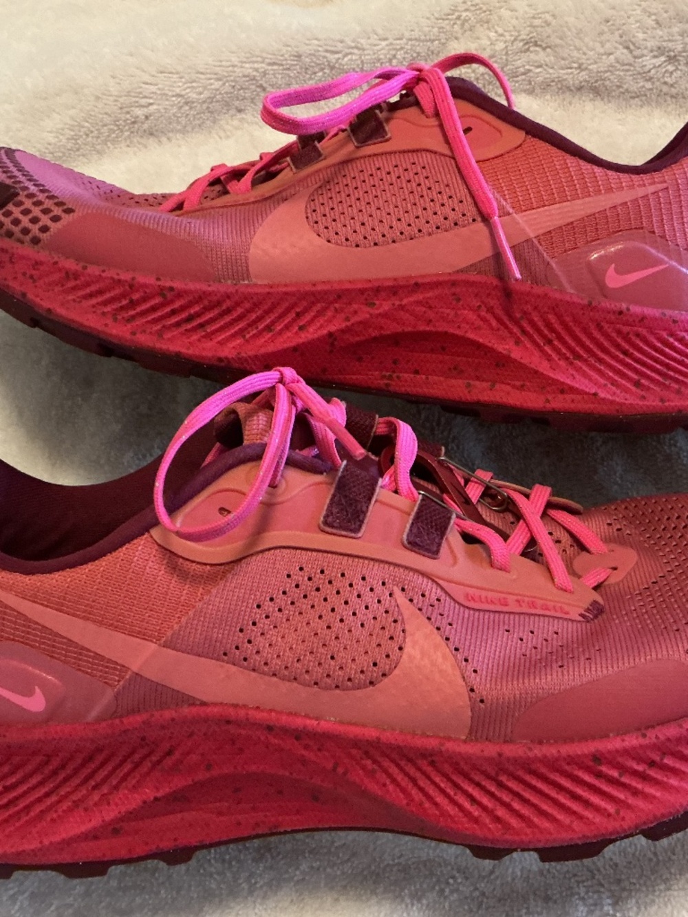 Nike Pegasus Trail 3 Archaeo Pink Hyper Rose Shoes Size 9